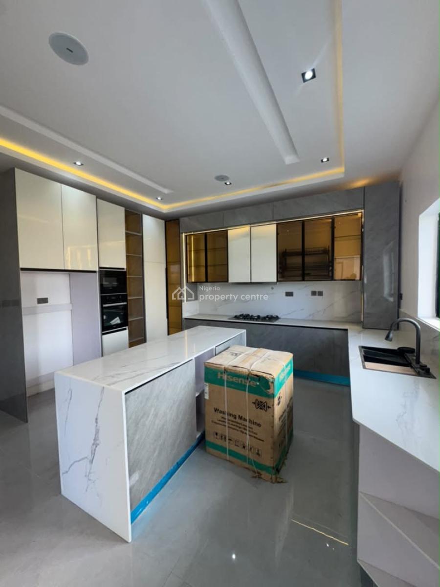 8 Bedroom Detached Duplex + 2 Bq & Swimming Pool, Ikate, Lekki, Lagos, Detached Duplex for Sale