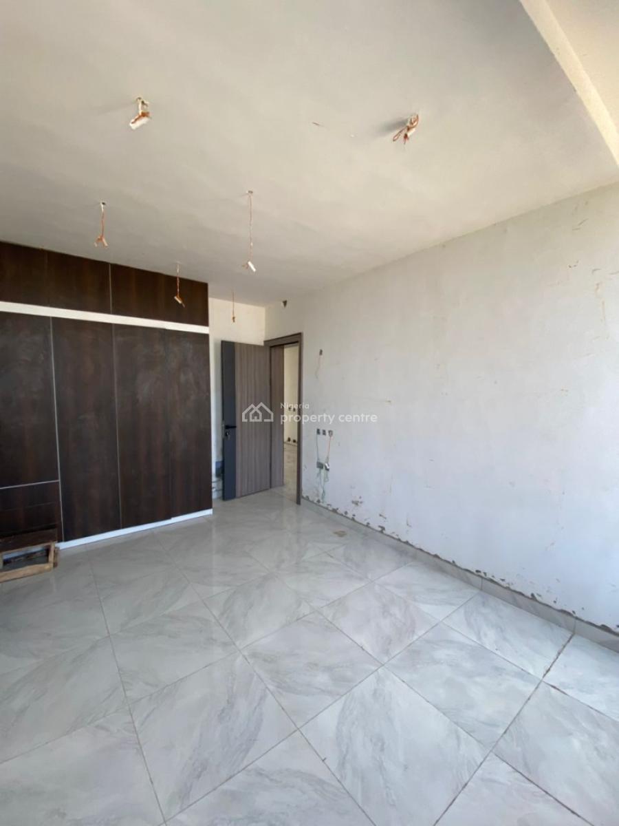 a Well Built 4 Bedroom Terrace, Osapa, Lekki, Lagos, Terraced Duplex for Sale