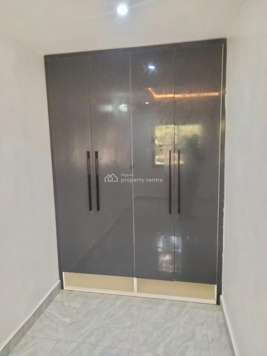 Beautifully Finished 3 Bedrooms Terrace Duplex with a Room Bq, Wuse 2, Abuja, Terraced Duplex for Rent