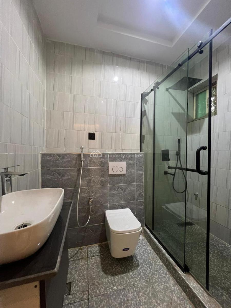 a Well Maintained and Spacious 3 Bedroom Apartment, Mabushi, Abuja, Flat / Apartment for Rent