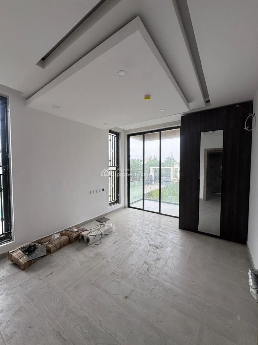 3 Bedroom Apartment, Lekki Phase 1, Lekki, Lagos, Flat / Apartment for Sale