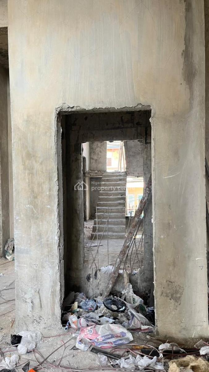 Luxury Units Each 3 Apartment  with a Cozy Environment, Lekki Phase 1, Lekki, Lagos, Flat / Apartment for Sale