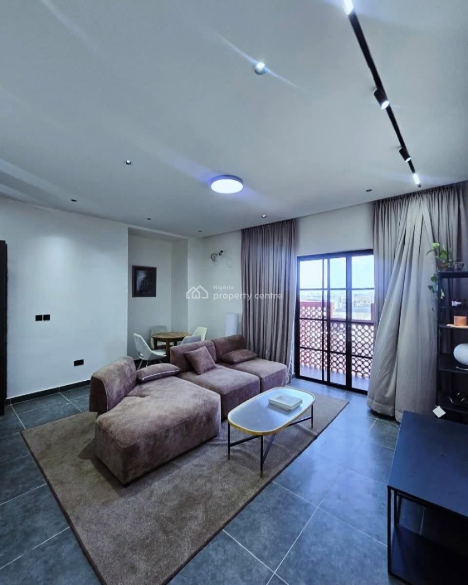 Well Serviced 3 Bedroom Apartment, Lekki Phase 1, Lekki, Lagos, Flat / Apartment for Sale