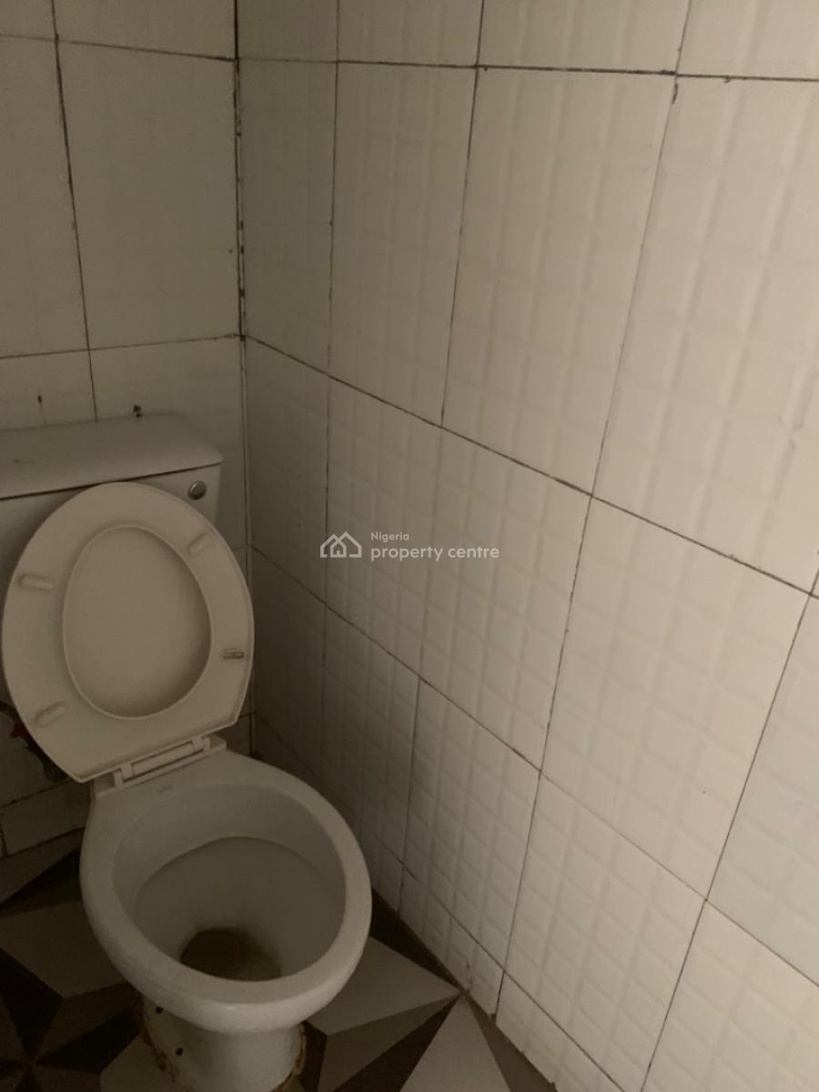 Spacious Self Contain on The Second Floor, Zone 3, Wuse, Abuja, Self Contain (single Rooms) for Rent