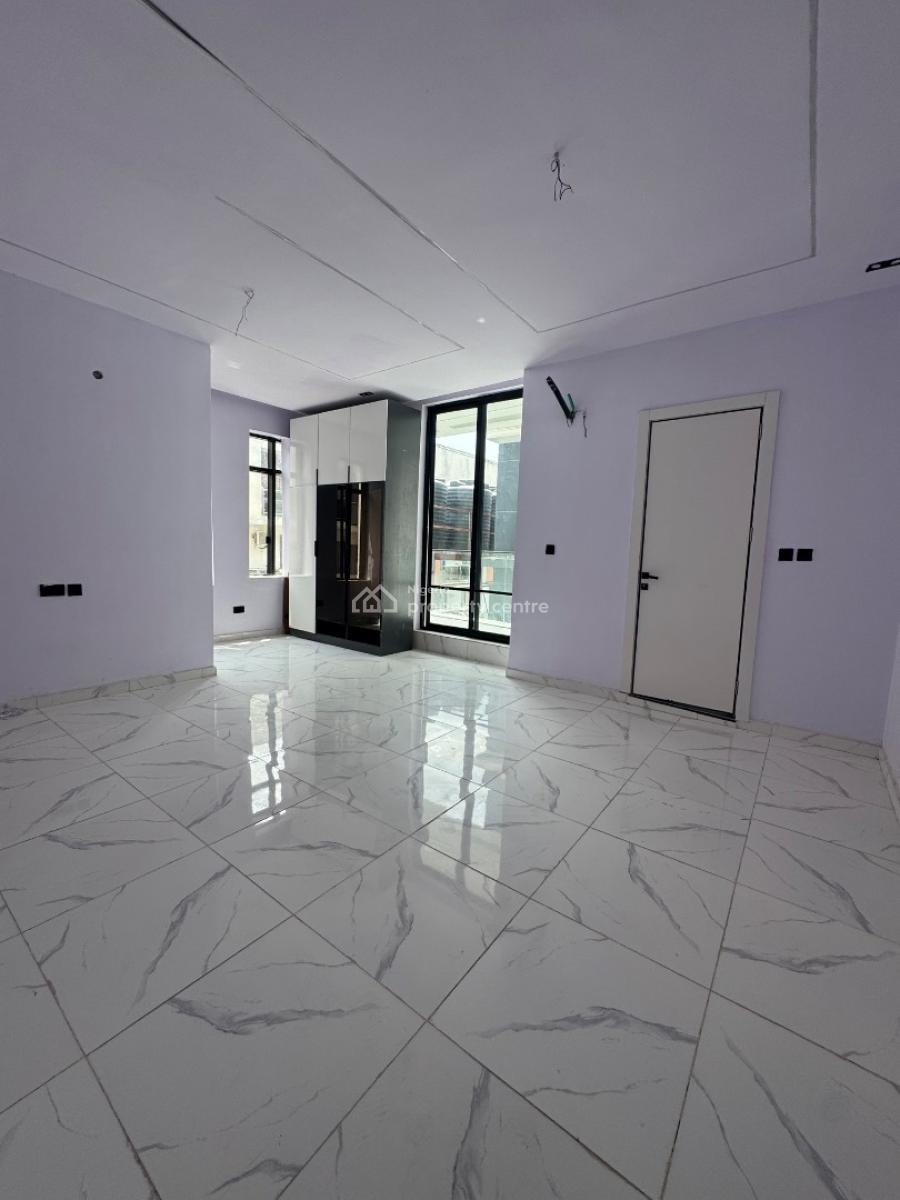Spacious 2 Bedroom with Bq, Ikate, Lekki, Lagos, Flat / Apartment for Sale