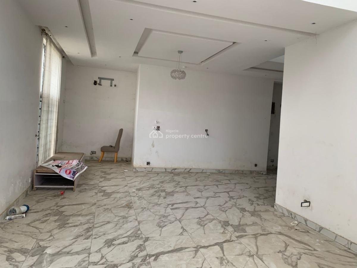 6 Bedroom Well Built House, Unilag Estate, Magodo, Lagos, Detached Duplex for Sale