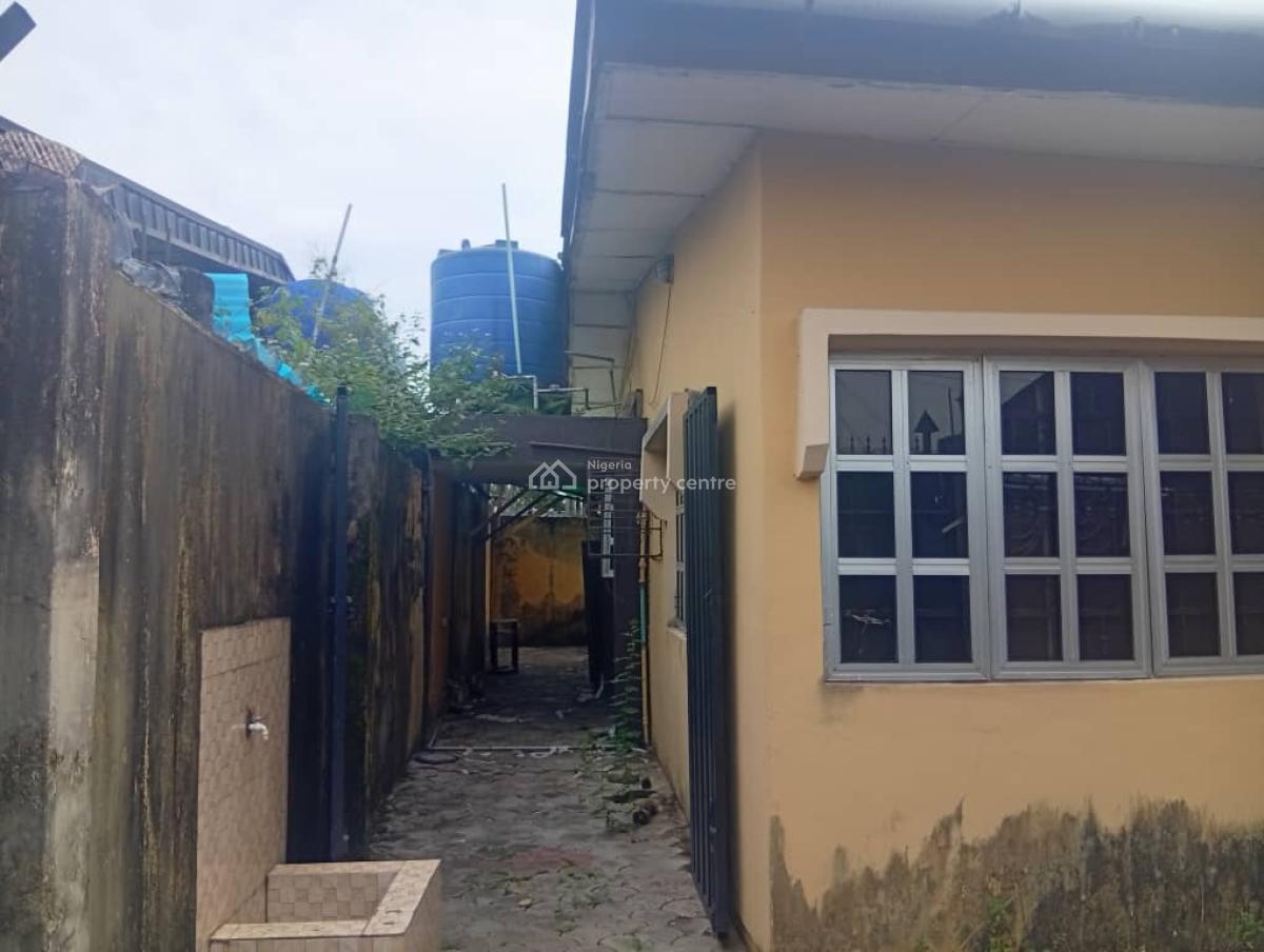 3 Bedroom Bungalow, Abraham Adesanya Estate, Ajah, Lagos, Semi-detached Bungalow for Sale