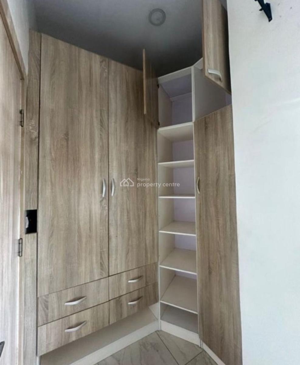 Masters Bedroom, Orchid Road, Ikota, Lekki, Lagos, Self Contain (single Rooms) for Rent