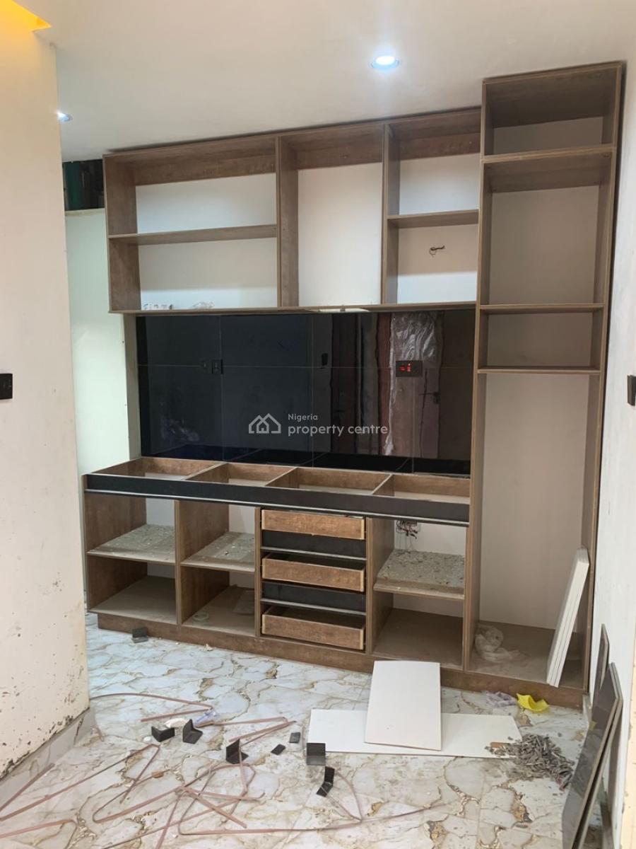 Luxury 1 Bedroom Apartment with Exclusive Finishings, Ogunlana Drive, Surulere, Surulere, Lagos, Mini Flat (room and Parlour) for Sale