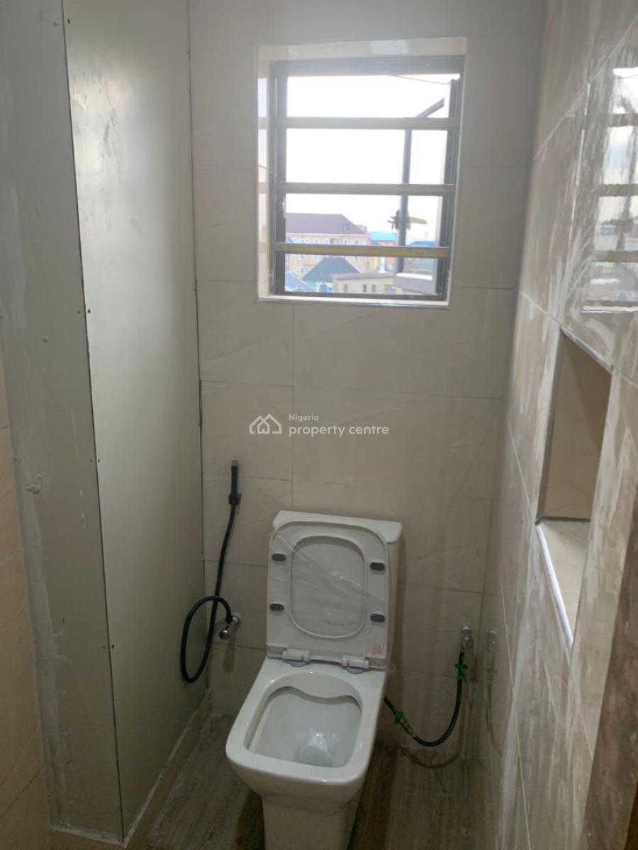 Luxury 1 Bedroom Apartment with Exclusive Finishings, Ogunlana Drive, Surulere, Surulere, Lagos, Mini Flat (room and Parlour) for Sale