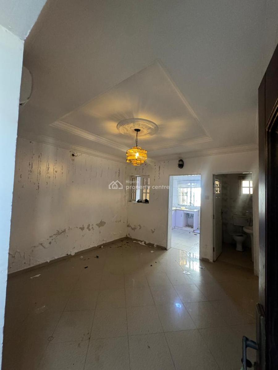 2 Bedroom Apartment, Lekki Phase 1, Lekki, Lagos, Flat / Apartment for Rent