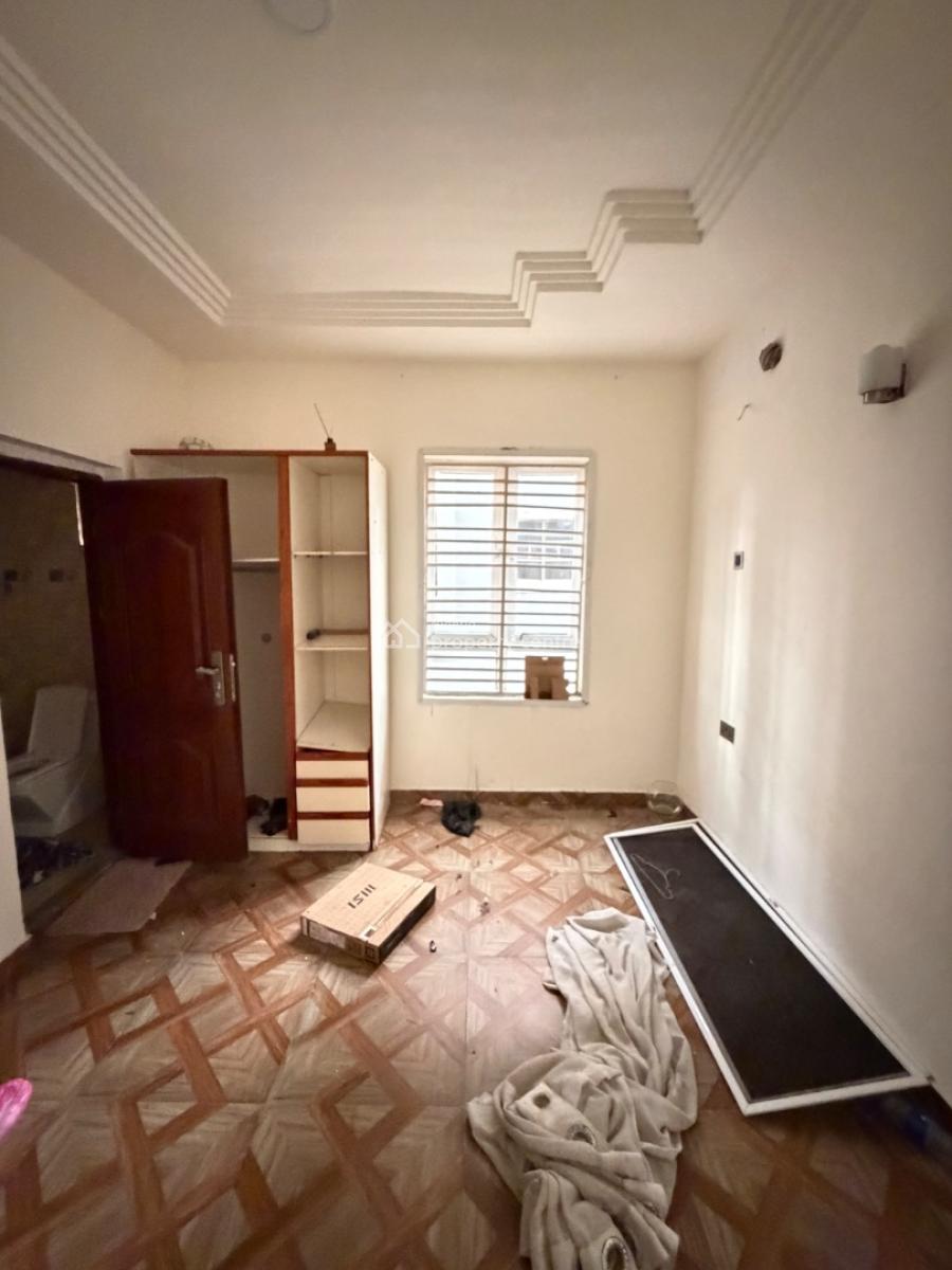 3 Bedroom Flat with a Bq, Ologolo, Lekki, Lagos, House for Rent