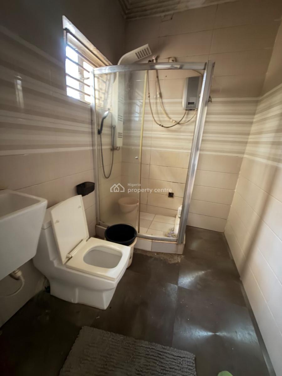 3 Bedroom Flat with a Bq, Ologolo, Lekki, Lagos, House for Rent