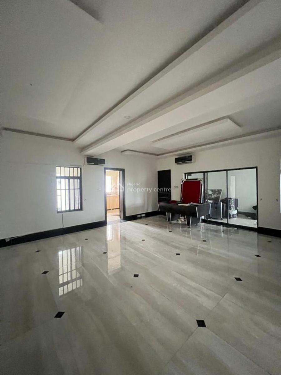 Premium 3 Bedroom Apartment with Bq, Lekki Phase 1, Lekki, Lagos, Flat / Apartment for Rent