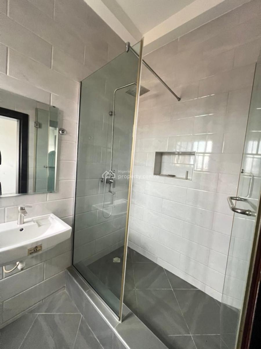 Premium 3 Bedroom Apartment with Bq, Lekki Phase 1, Lekki, Lagos, Flat / Apartment for Rent