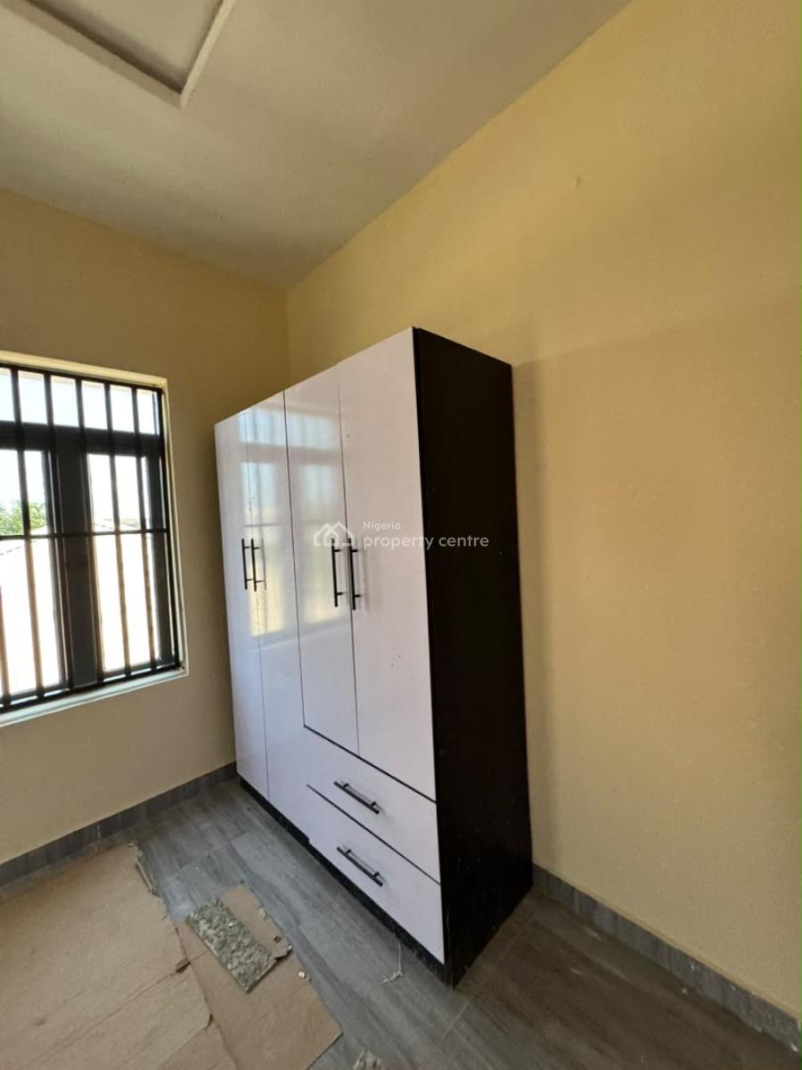 Three Bedroom Apartments with Bq, Abraham Adesanya, Lekki, Lagos, Flat / Apartment for Rent