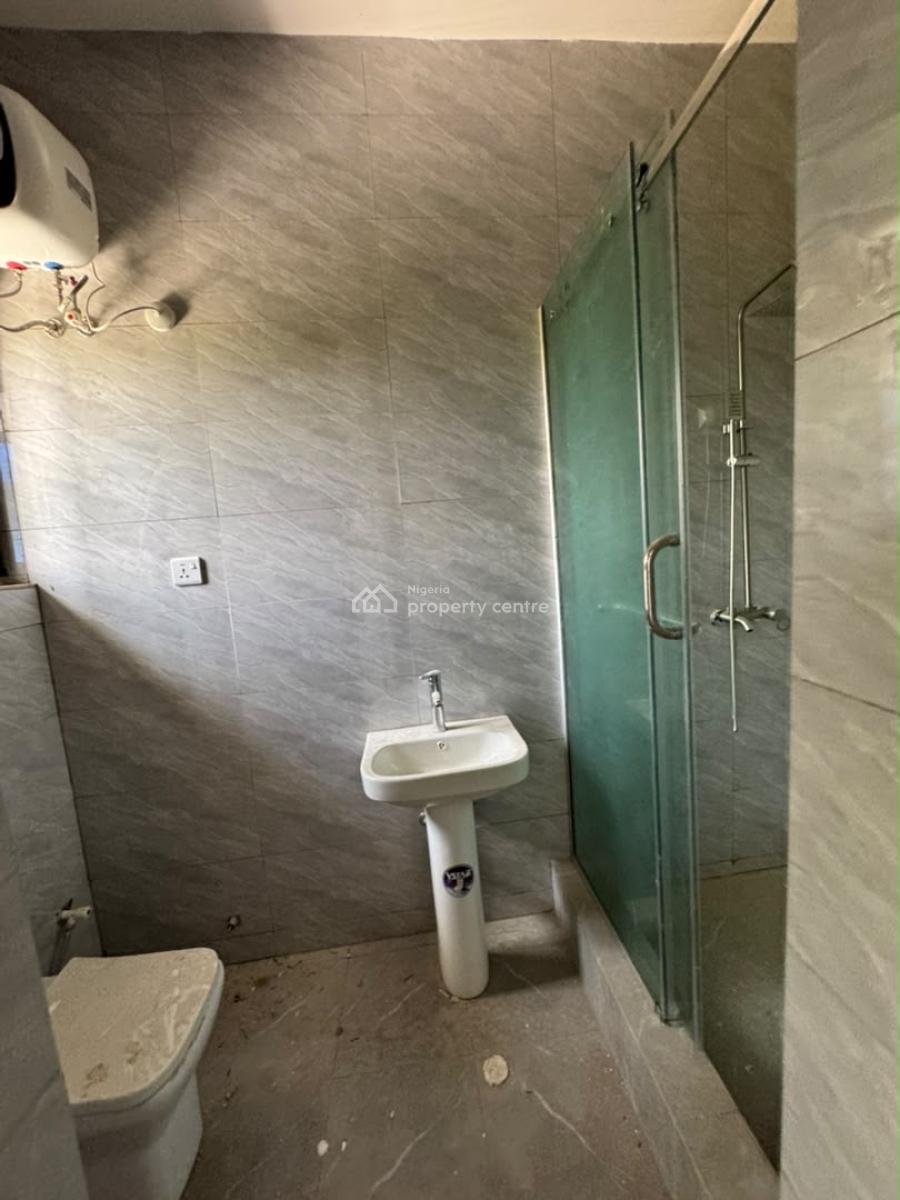 Three Bedroom Apartments with Bq, Abraham Adesanya, Lekki, Lagos, Flat / Apartment for Rent
