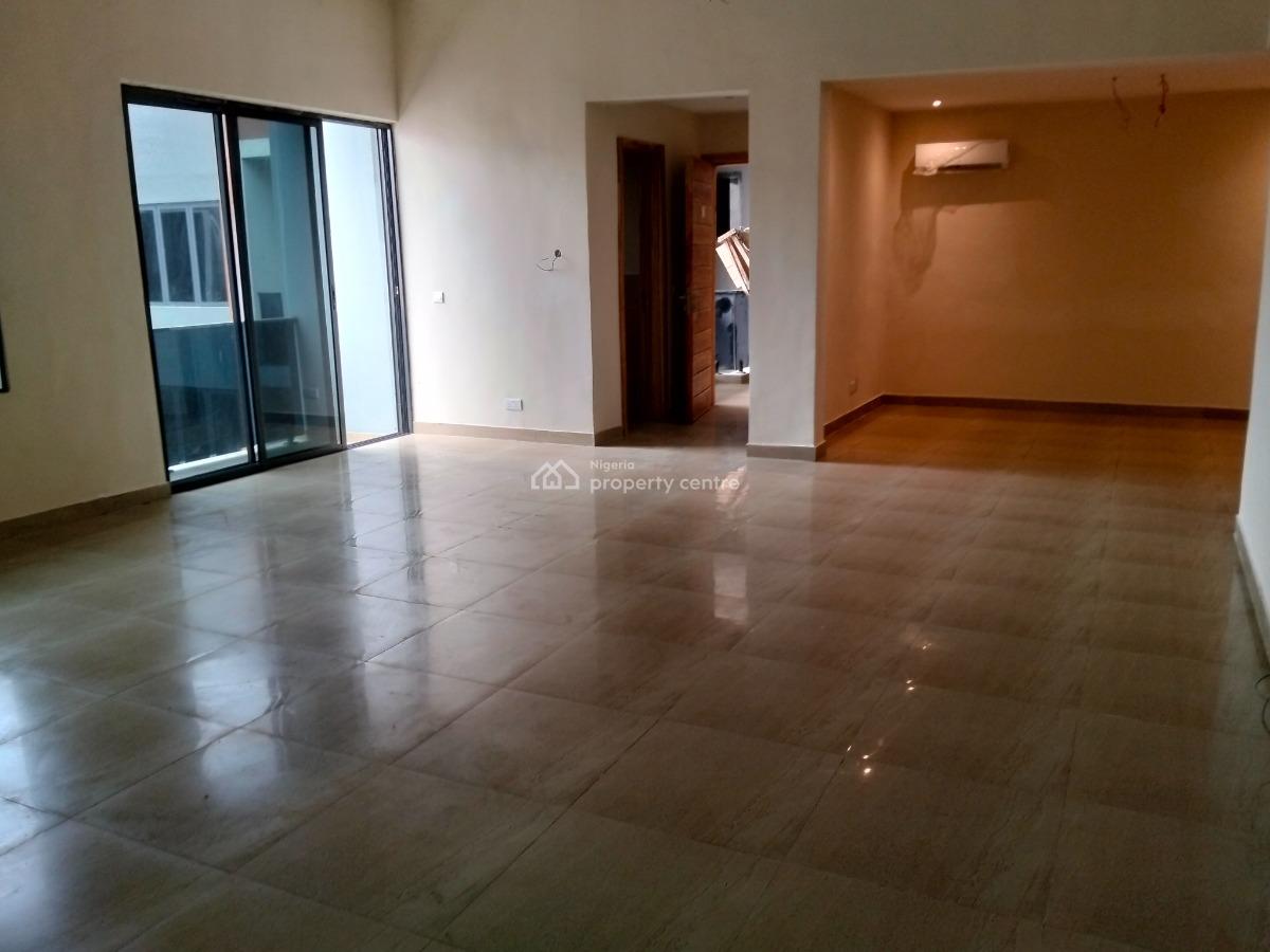 Luxury Three Bedroom Flat with Bq, Lekki Phase 1, Lekki, Lagos, Flat / Apartment for Rent