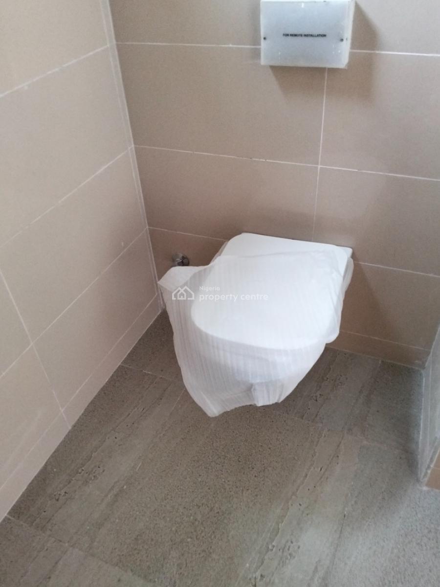 Luxury Three Bedroom Flat with Bq, Lekki Phase 1, Lekki, Lagos, Flat / Apartment for Rent