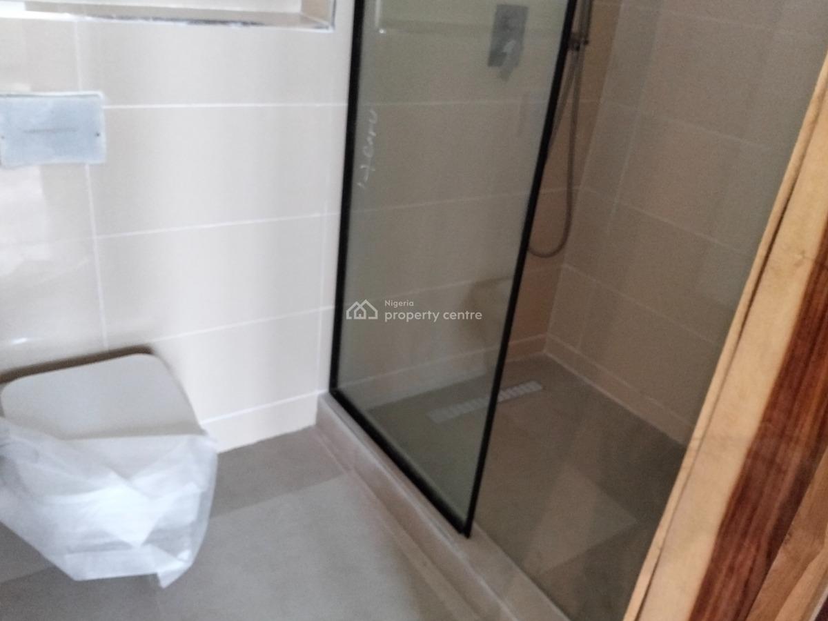 Luxury Three Bedroom Flat with Bq, Lekki Phase 1, Lekki, Lagos, Flat / Apartment for Rent