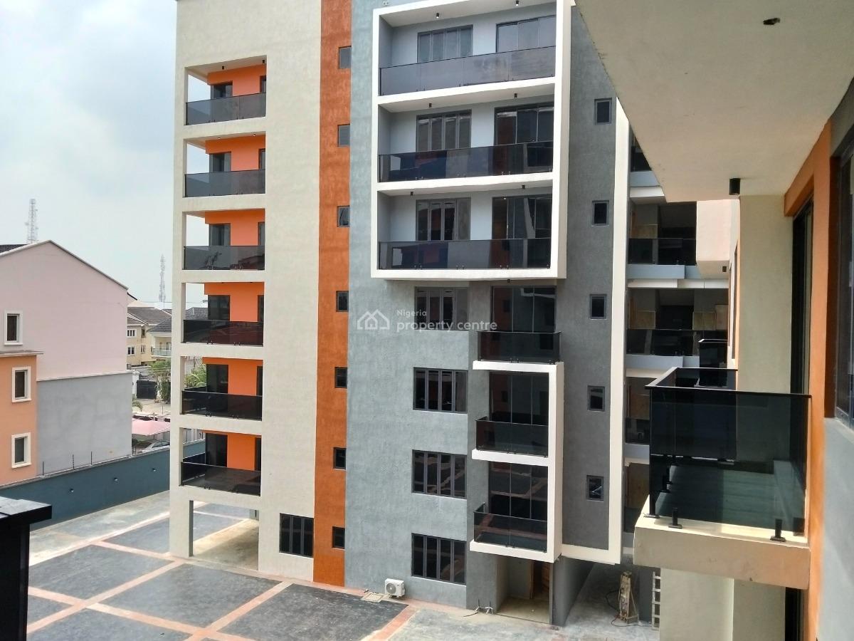 Luxury Three Bedroom Flat with Bq, Lekki Phase 1, Lekki, Lagos, Flat / Apartment for Rent