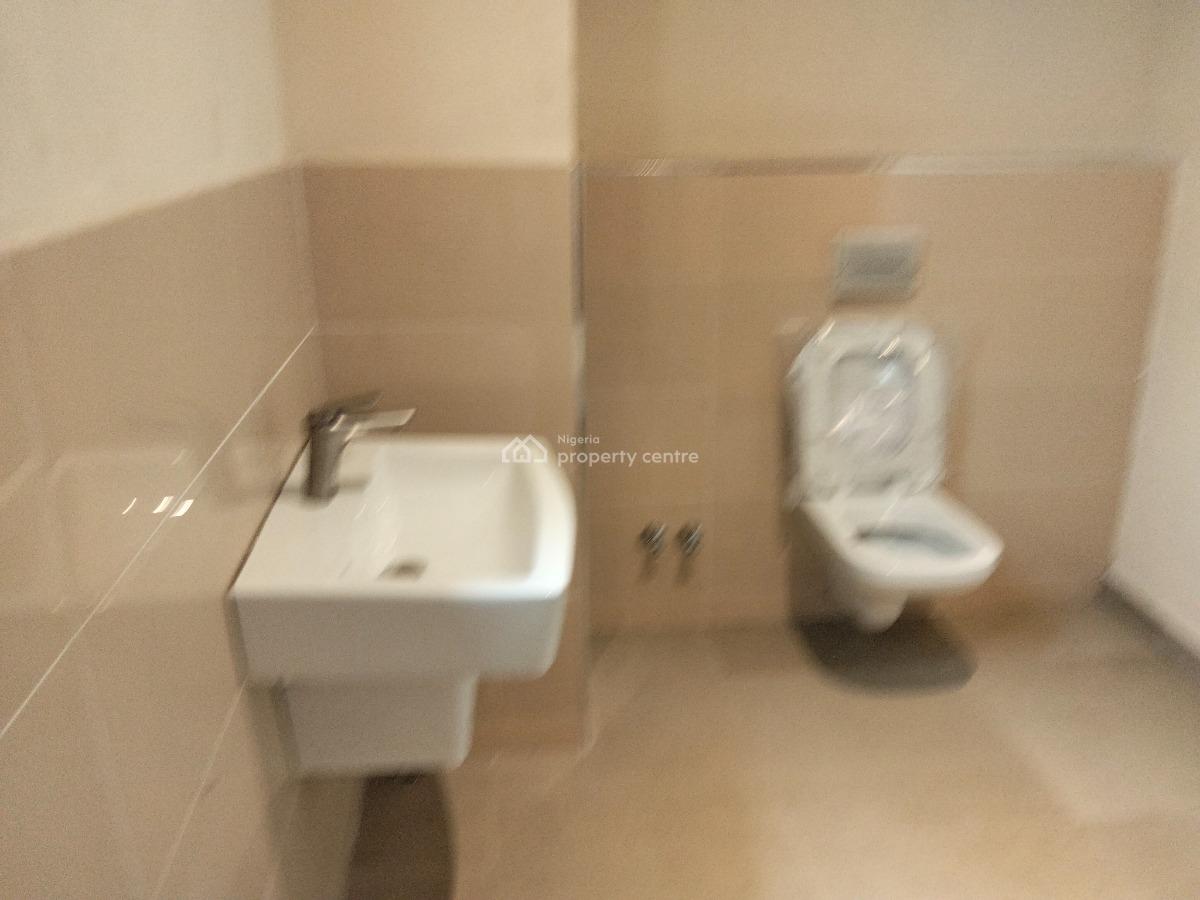 Luxury Three Bedroom Flat with Bq, Lekki Phase 1, Lekki, Lagos, Flat / Apartment for Rent