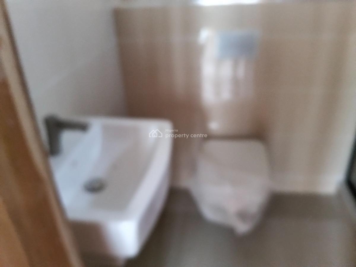 Luxury Three Bedroom Flat with Bq, Lekki Phase 1, Lekki, Lagos, Flat / Apartment for Rent