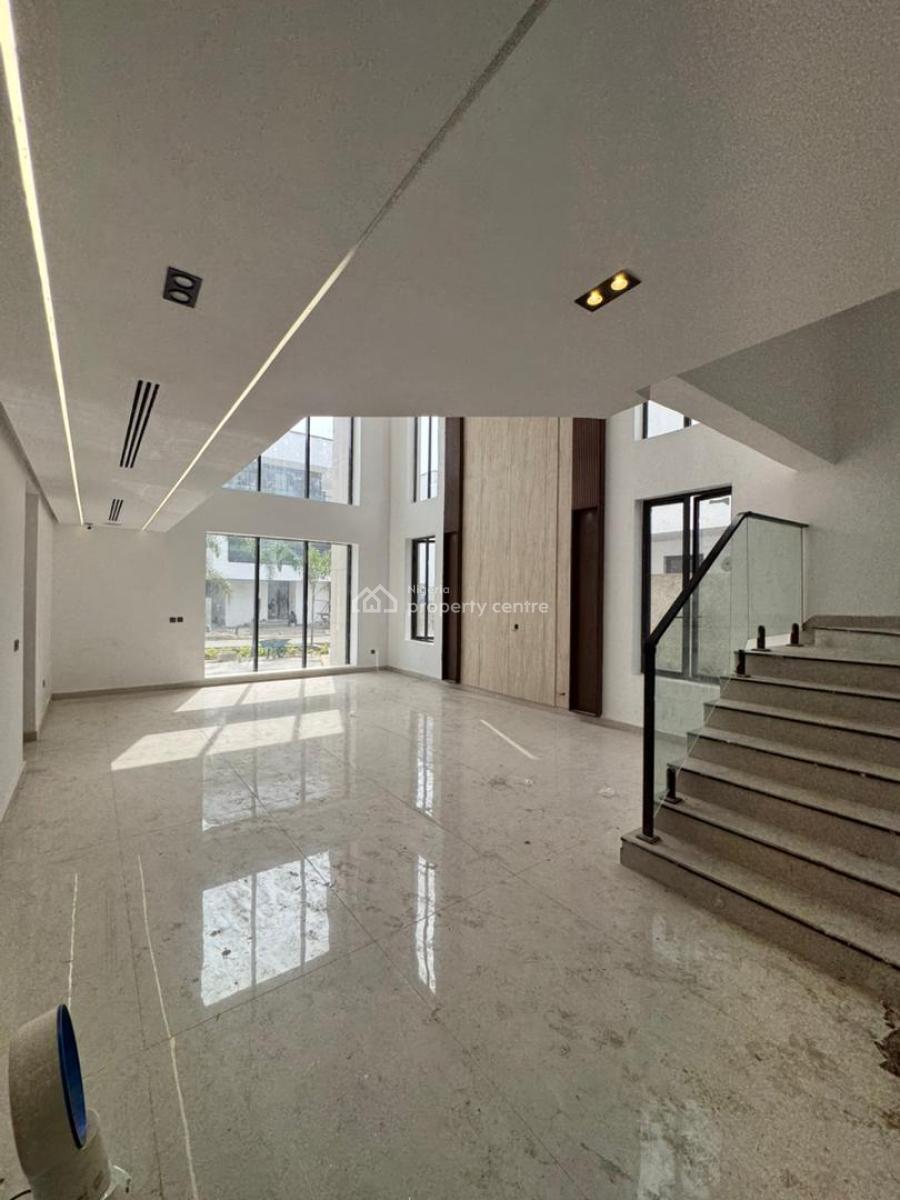 Massive 6 Bedroom Detached Duplex with  2 Boys Quarter, Lekki Phase 1, Lekki, Lagos, Detached Duplex for Sale