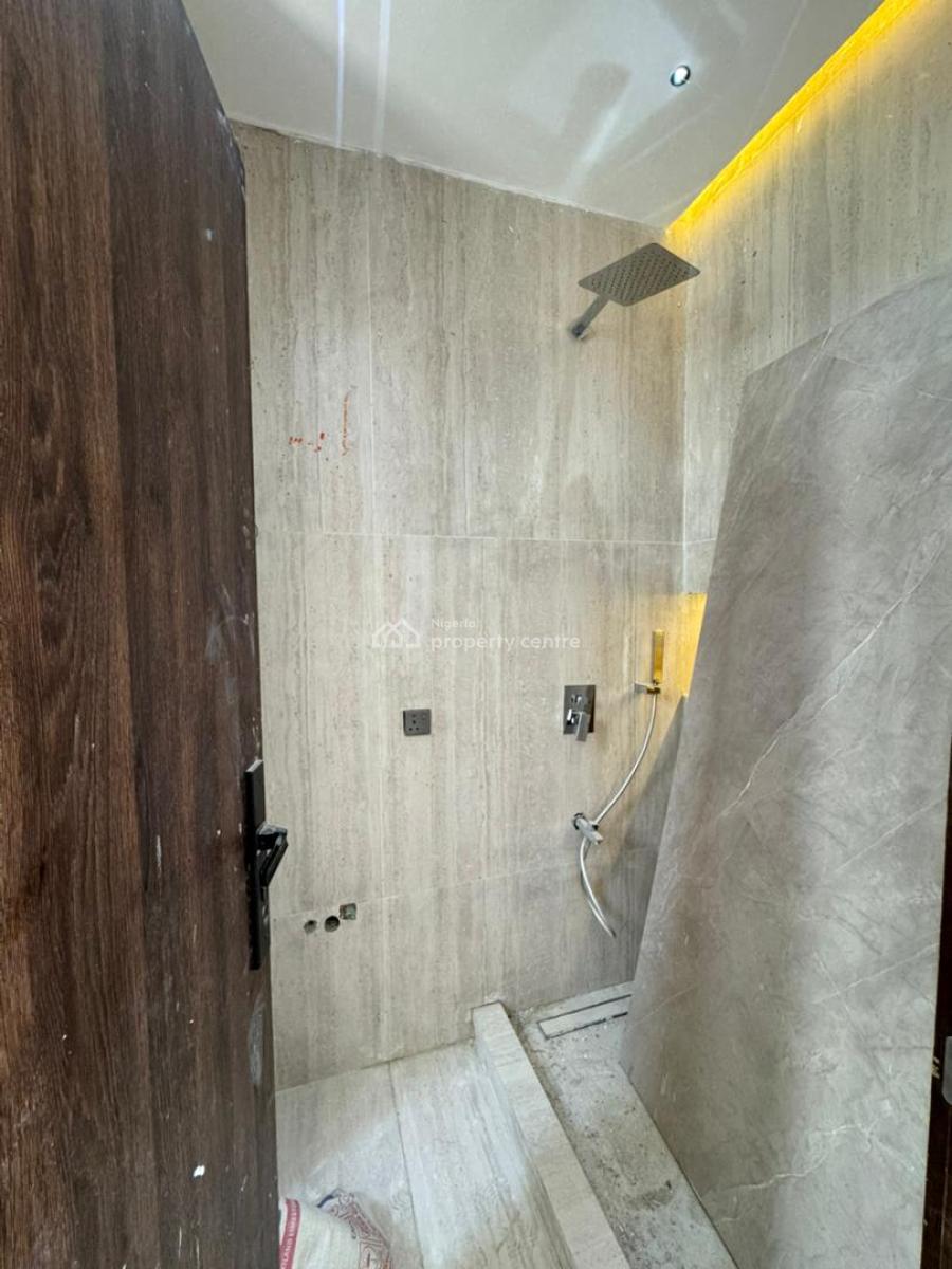 Massive 6 Bedroom Detached Duplex with  2 Boys Quarter, Lekki Phase 1, Lekki, Lagos, Detached Duplex for Sale