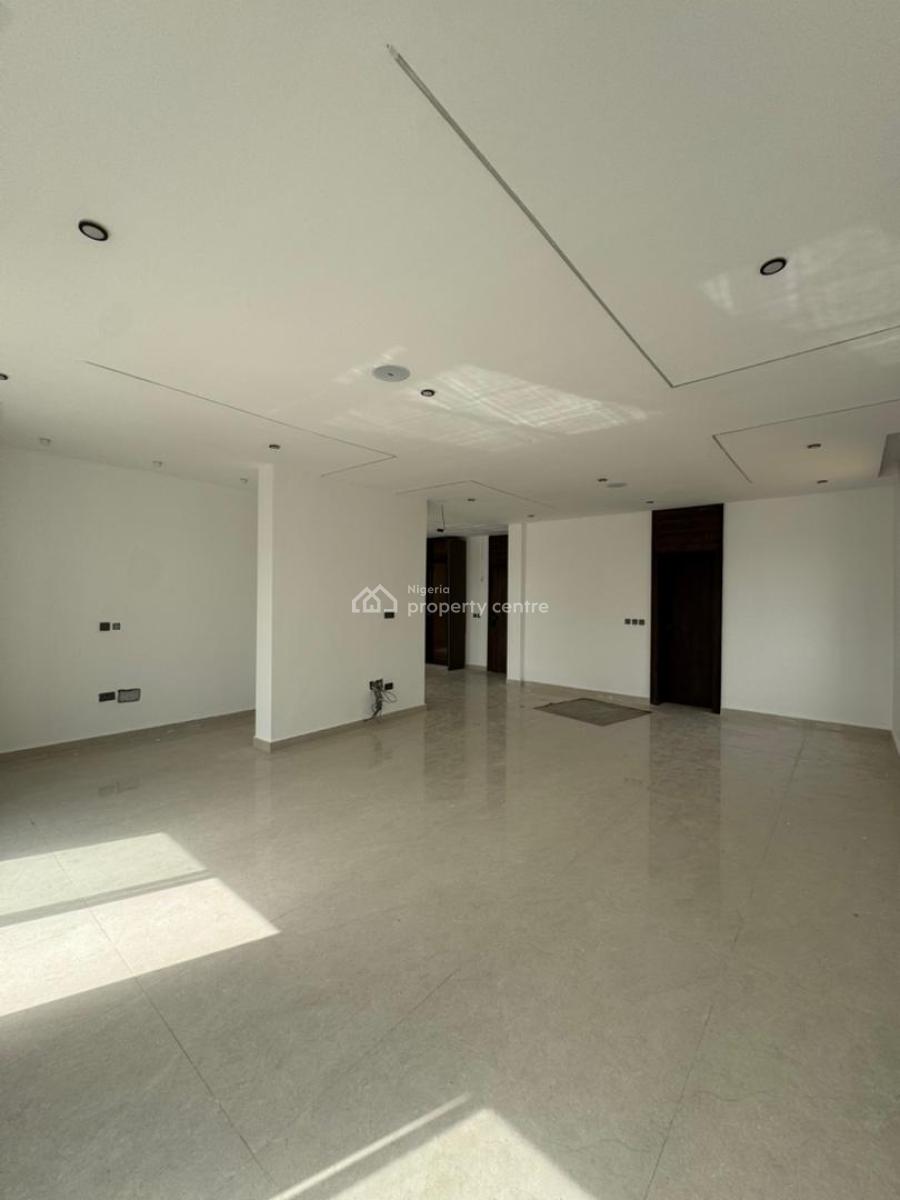 Massive 6 Bedroom Detached Duplex with  2 Boys Quarter, Lekki Phase 1, Lekki, Lagos, Detached Duplex for Sale