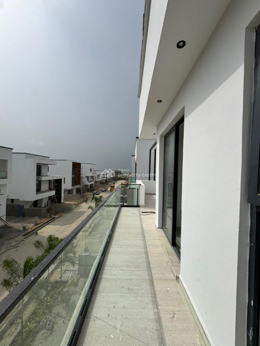 Massive 6 Bedroom Detached Duplex with  2 Boys Quarter, Lekki Phase 1, Lekki, Lagos, Detached Duplex for Sale