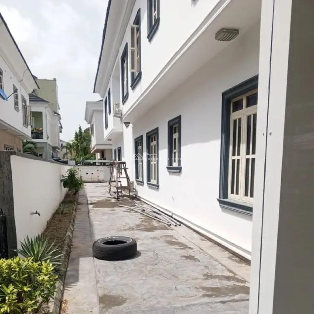 Well Finished 5 Bedroom Detached House with Bq, Carlton Gate Estate, Chevron Drive, Lekki, Lagos, Detached Duplex for Sale