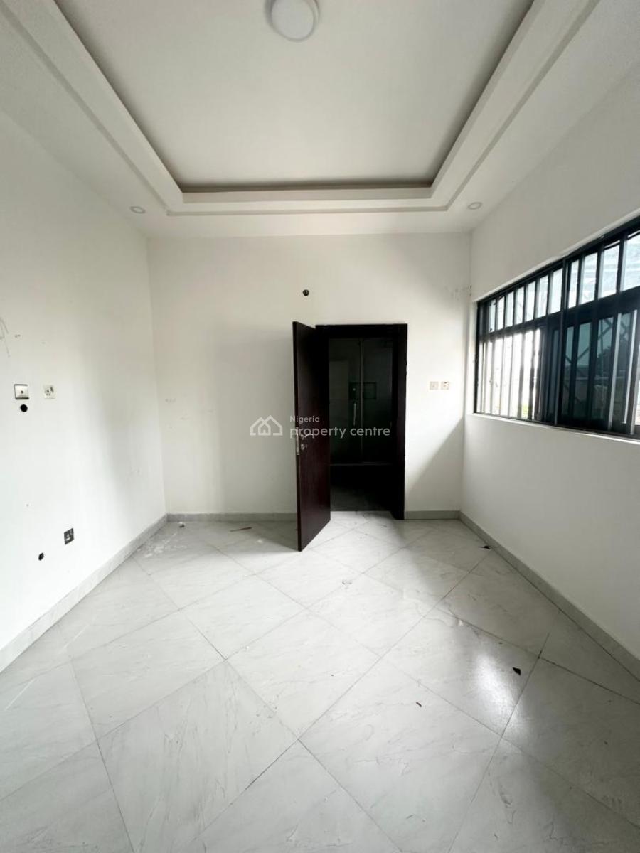 Well Maintained 3 Bedroom Apartment, Lekki Phase 1, Lekki Phase 1, Lekki, Lagos, Flat / Apartment for Rent
