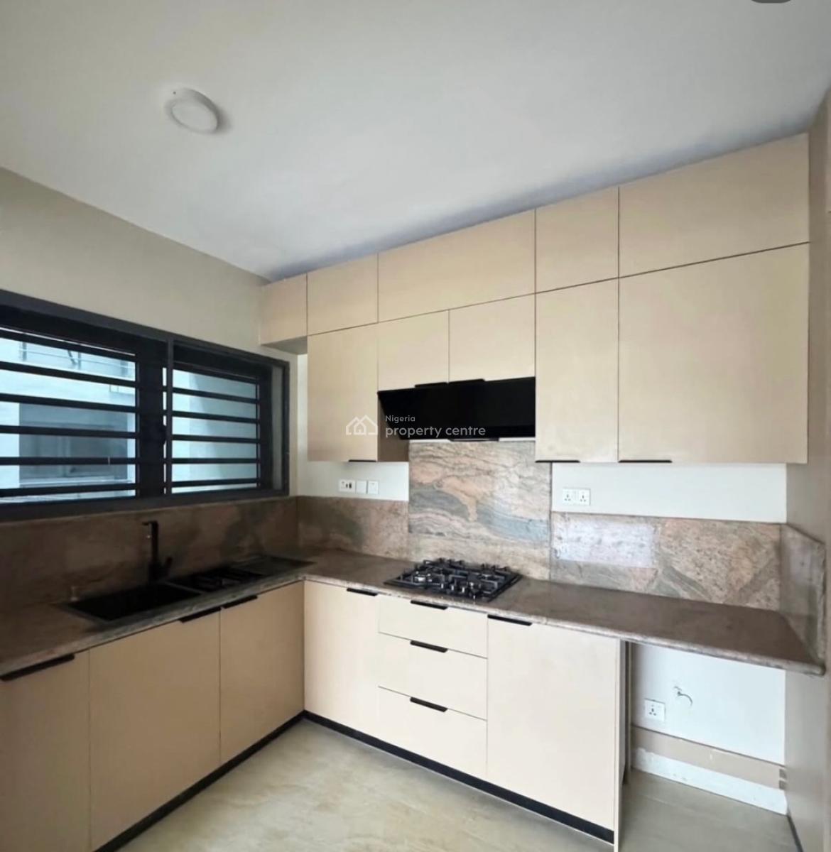 3 Bedroom Apartment, Lekki Phase 1, Lekki, Lagos, Flat / Apartment for Rent