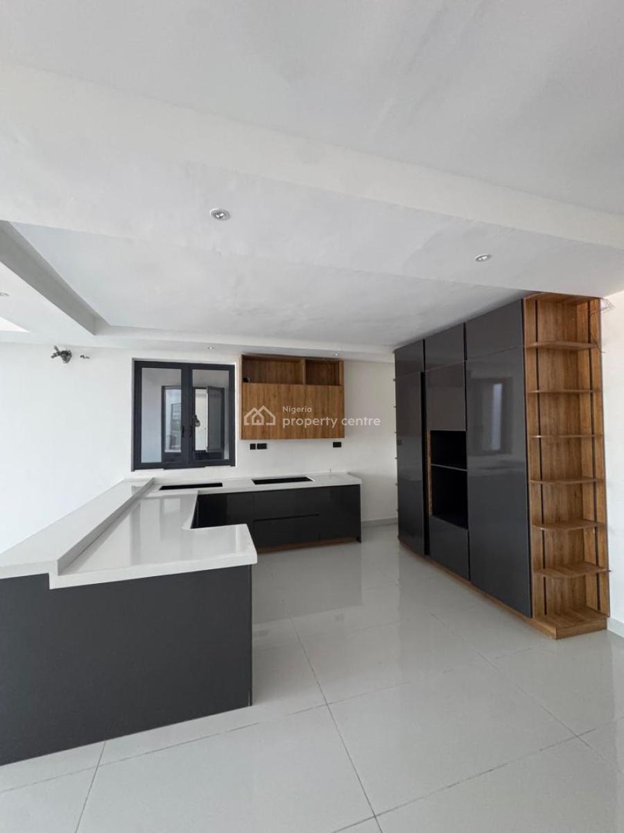 2 Bedroom Apartment, Lekki Phase 1, Lekki, Lagos, Flat / Apartment for Sale