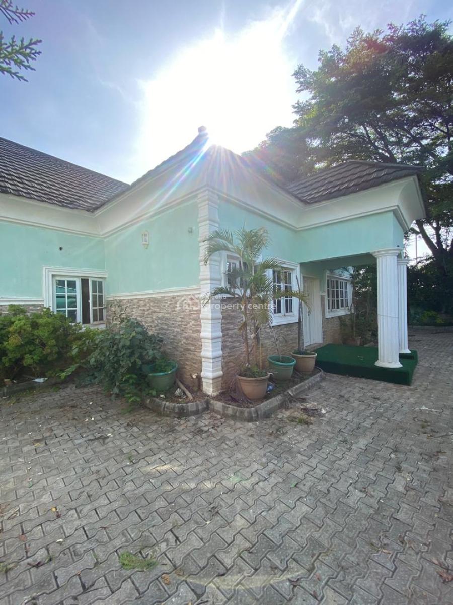 Prime Four-bedroom Bungalow with Bq, Kigoma Street., Zone 7, Wuse, Abuja, Commercial Property for Rent