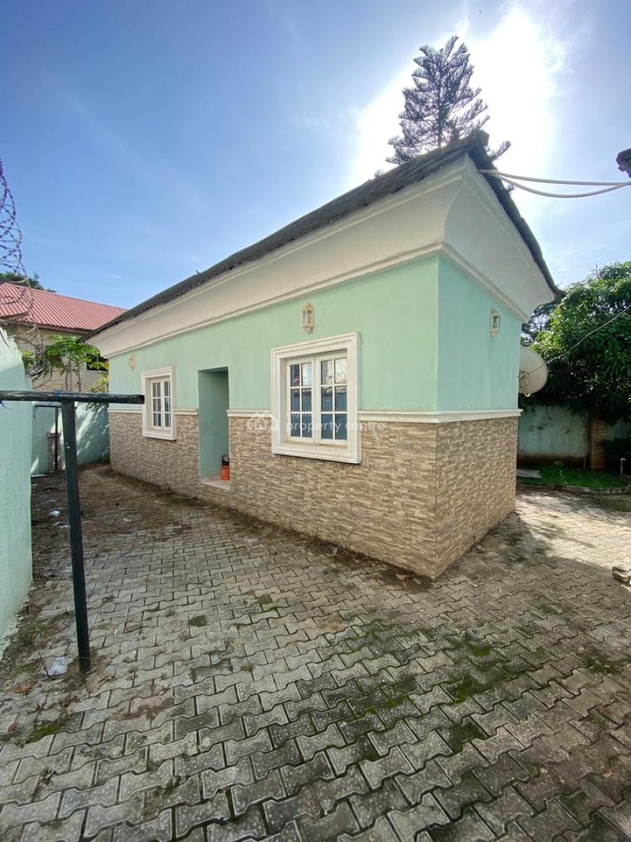 Prime Four-bedroom Bungalow with Bq, Kigoma Street., Zone 7, Wuse, Abuja, Commercial Property for Rent