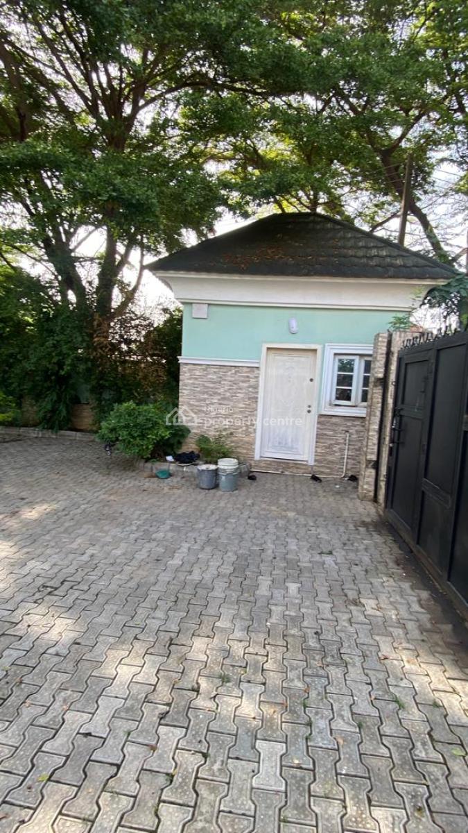 Prime Four-bedroom Bungalow with Bq, Kigoma Street., Zone 7, Wuse, Abuja, Commercial Property for Rent