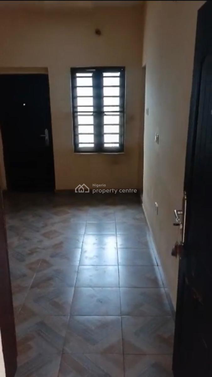 2 Bedroom Flat, Adekunle, Yaba, Lagos, Flat / Apartment for Rent