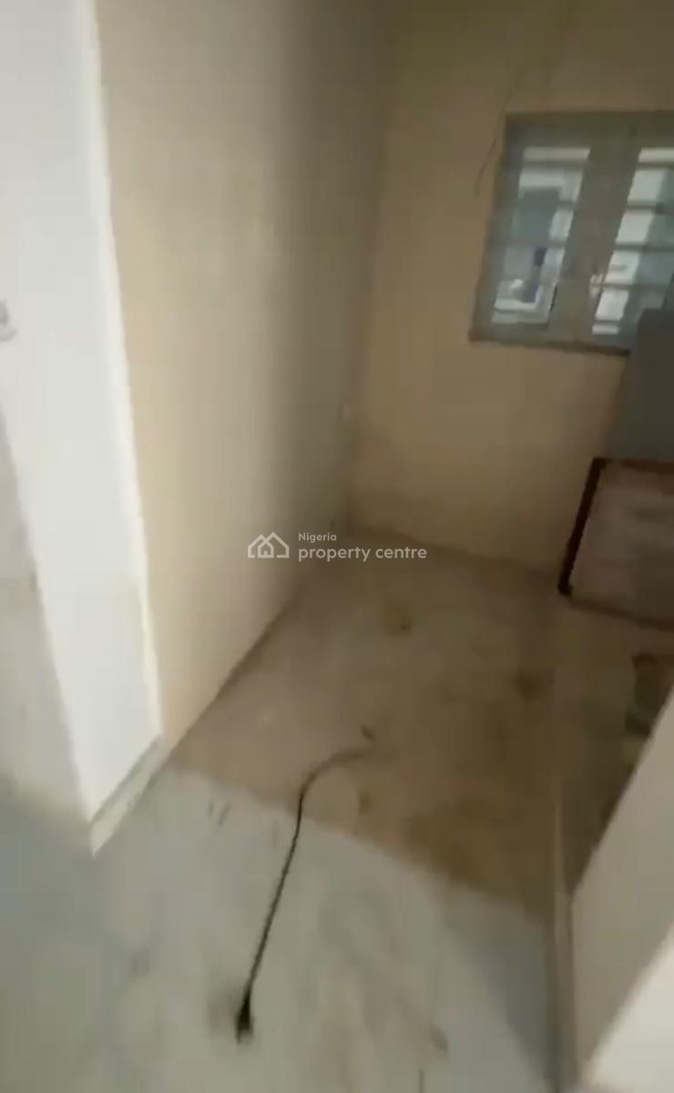 Nicely Built and Spacious Mini Flat, Yaba, Lagos, Mini Flat (room and Parlour) for Rent