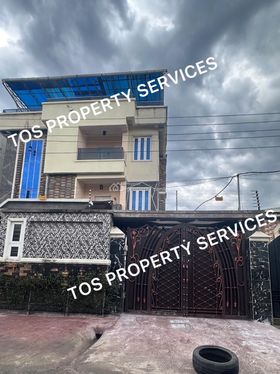 Lovely 2 Bedroom All Rooms Ensuite, Alagomeji, Yaba, Lagos, Flat / Apartment for Rent