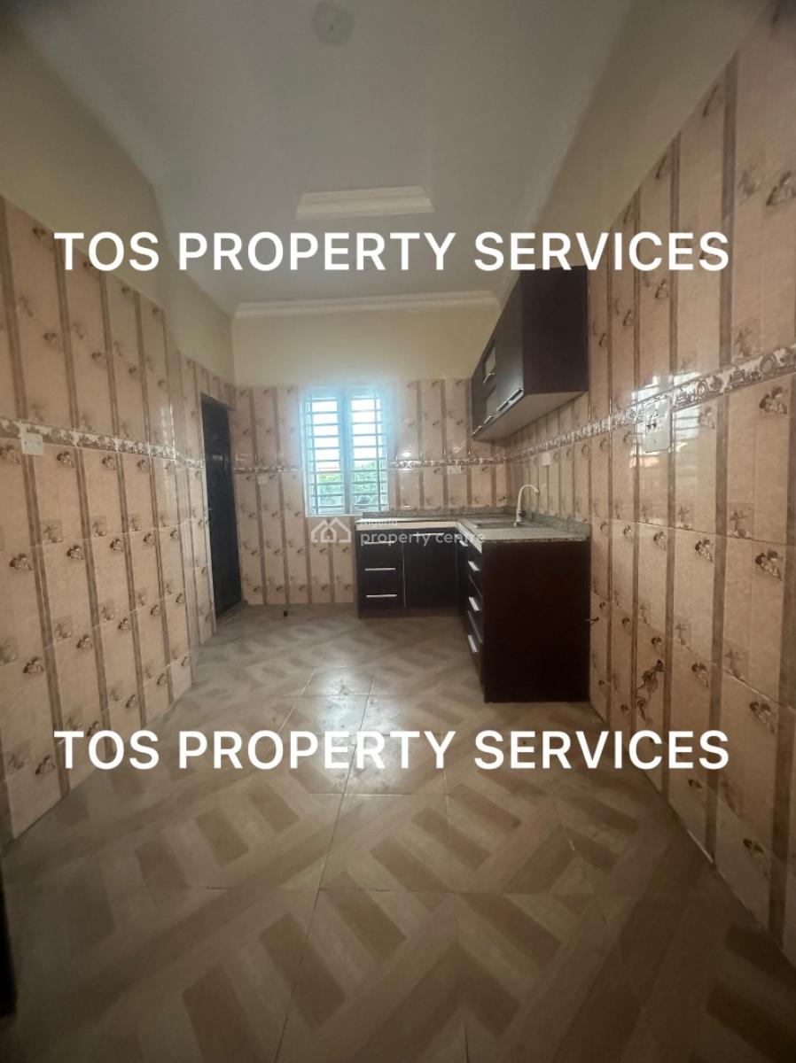 Lovely 2 Bedroom All Rooms Ensuite, Alagomeji, Yaba, Lagos, Flat / Apartment for Rent