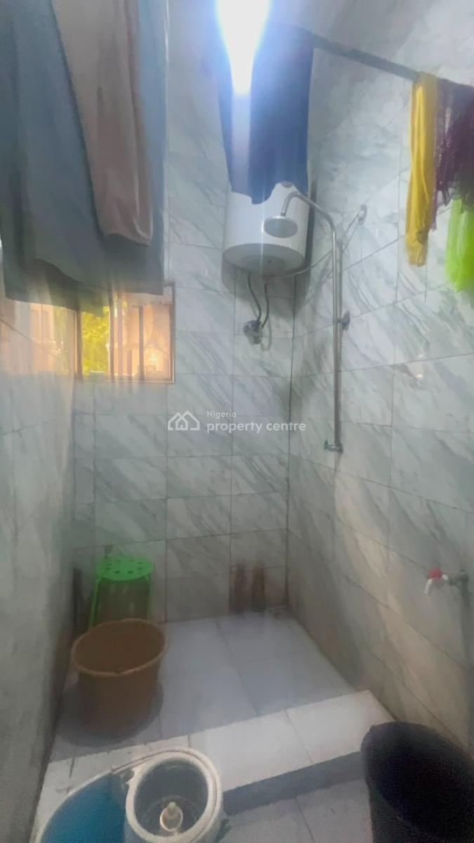 Standard 3 Bedroom Apartment with Ample Space, Maitama District, Abuja, Flat / Apartment for Sale