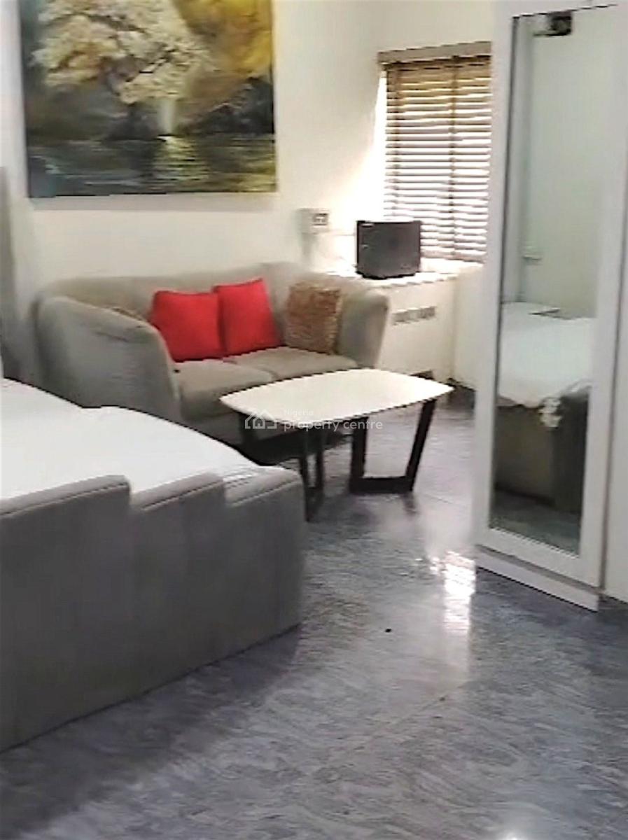Furnished Studio Apartment in a Secure Estate for Short Stay, Suncity Estate, Aeroplane Drive, Peter Odili Road, Trans Amadi, Port Harcourt, Rivers, Self Contain (single Rooms) Short Let