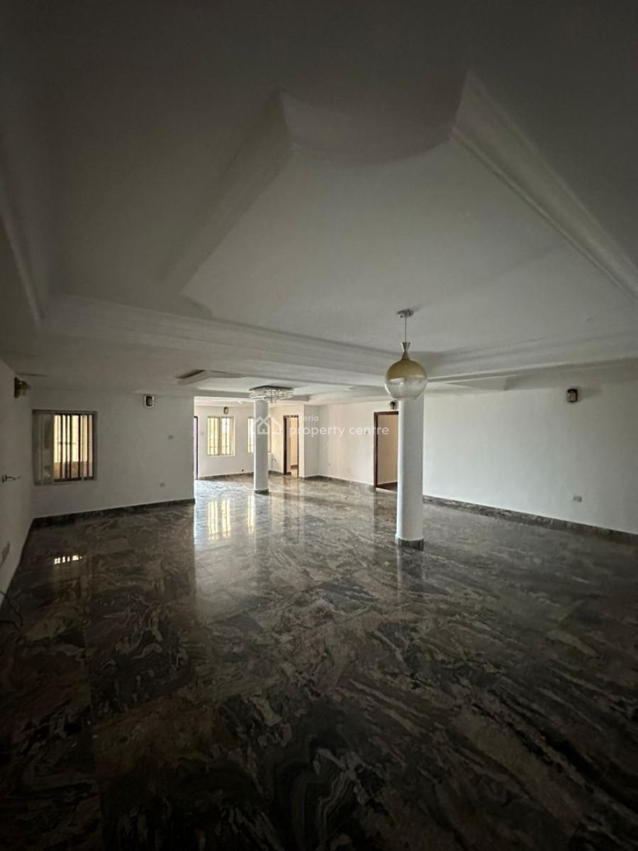 3 Bedroom Apartment, Lekki Phase 1, Lekki, Lagos, Flat / Apartment for Rent