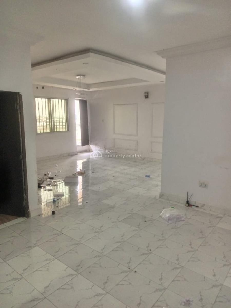 Well Maintained 2 Bedroom Flat, Chevron Drive, Lekki, Lagos, House for Rent