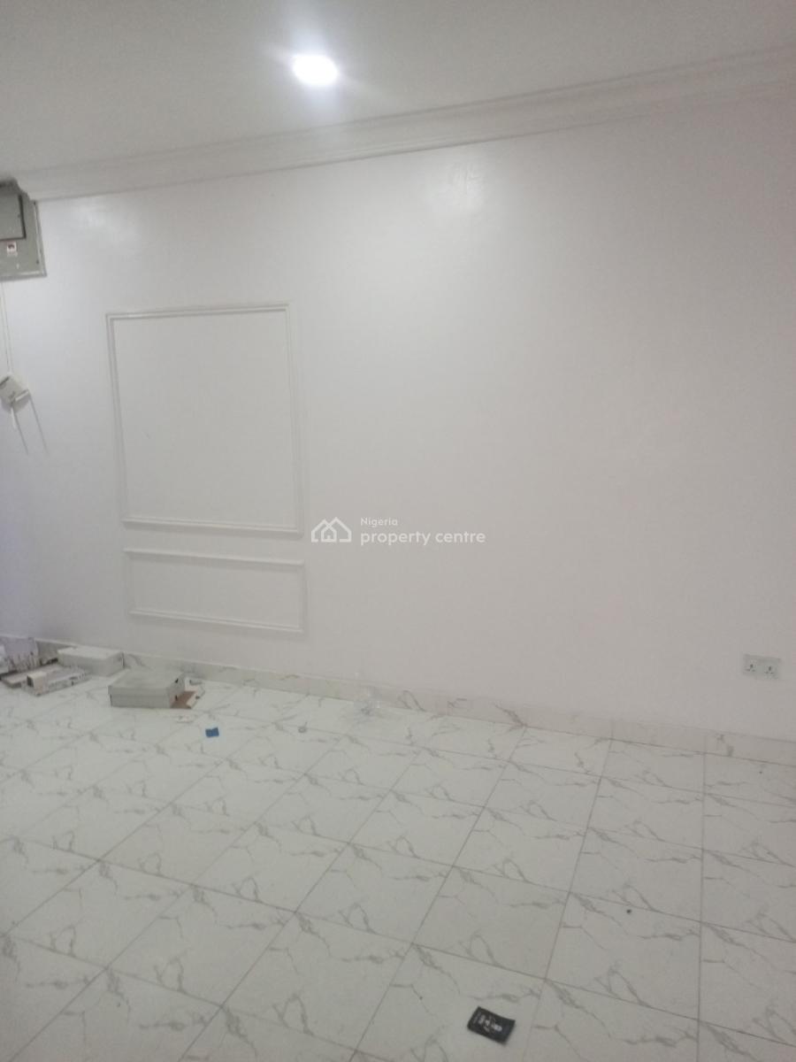 Well Maintained 2 Bedroom Flat, Chevron Drive, Lekki, Lagos, House for Rent