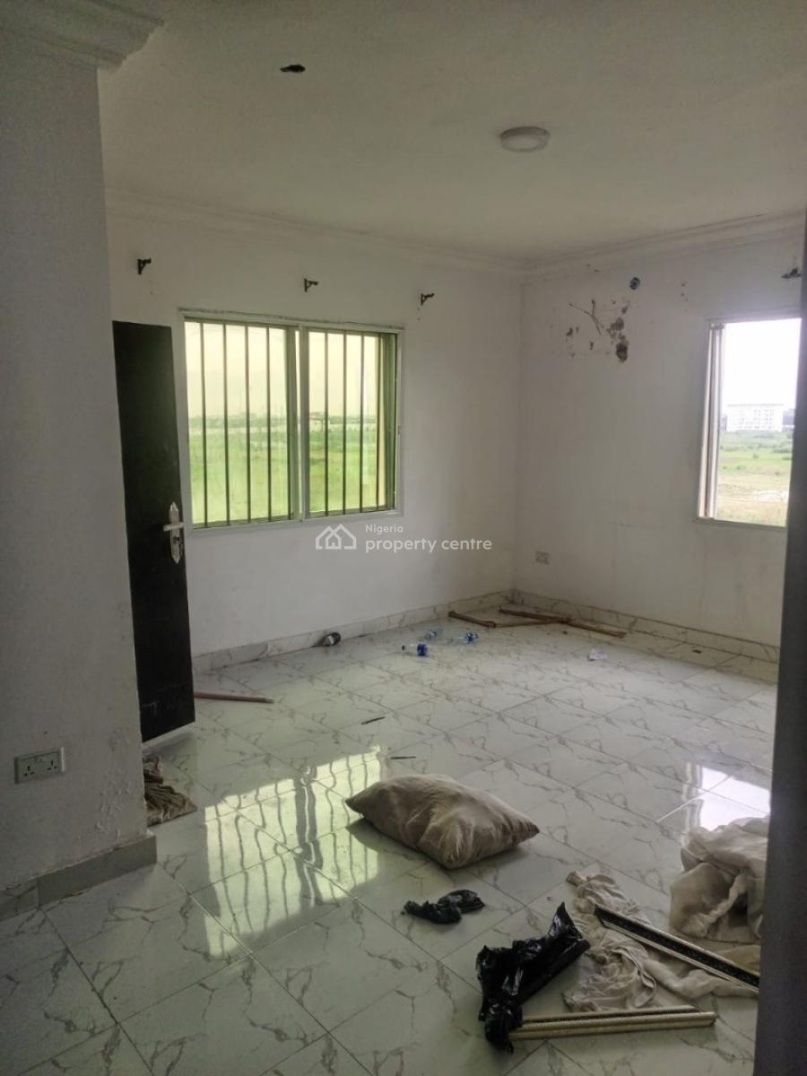 Well Maintained 2 Bedroom Flat, Chevron Drive, Lekki, Lagos, House for Rent