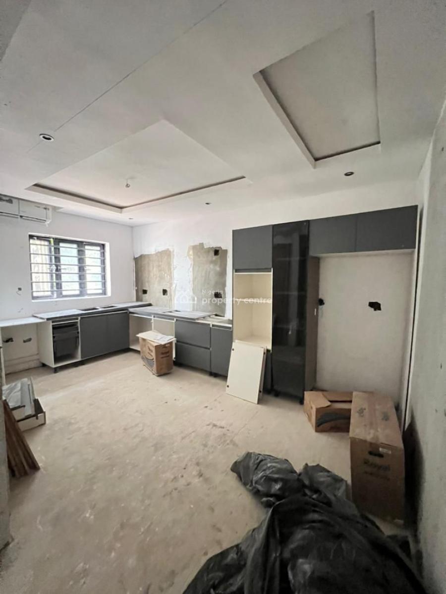 Affordable 4 Bedroom Terrace with Bq in a Secure Location, Victoria Island (vi), Lagos, Terraced Duplex for Sale