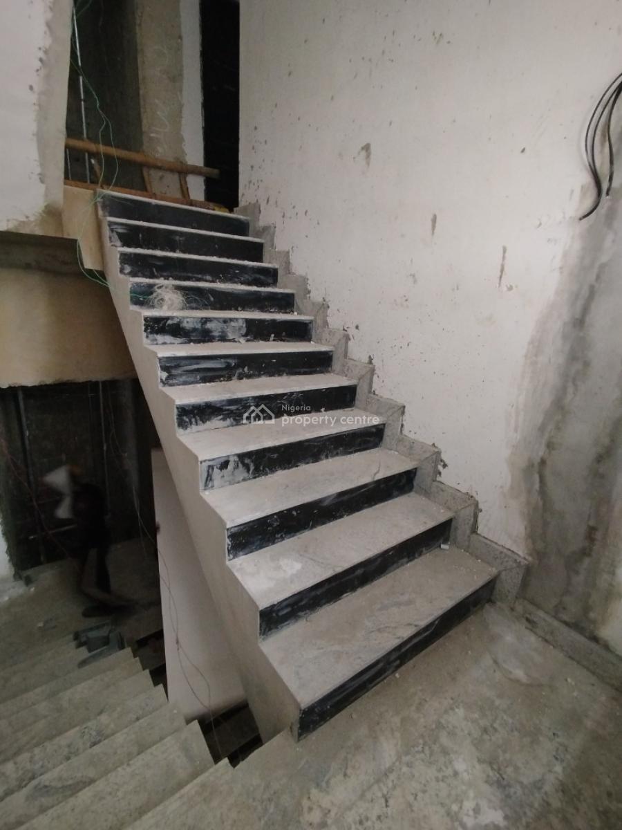 1 &2 Bedroom Apartment with Pool and Gym, Lekki Phase 1, Lekki, Lagos, Block of Flats for Sale